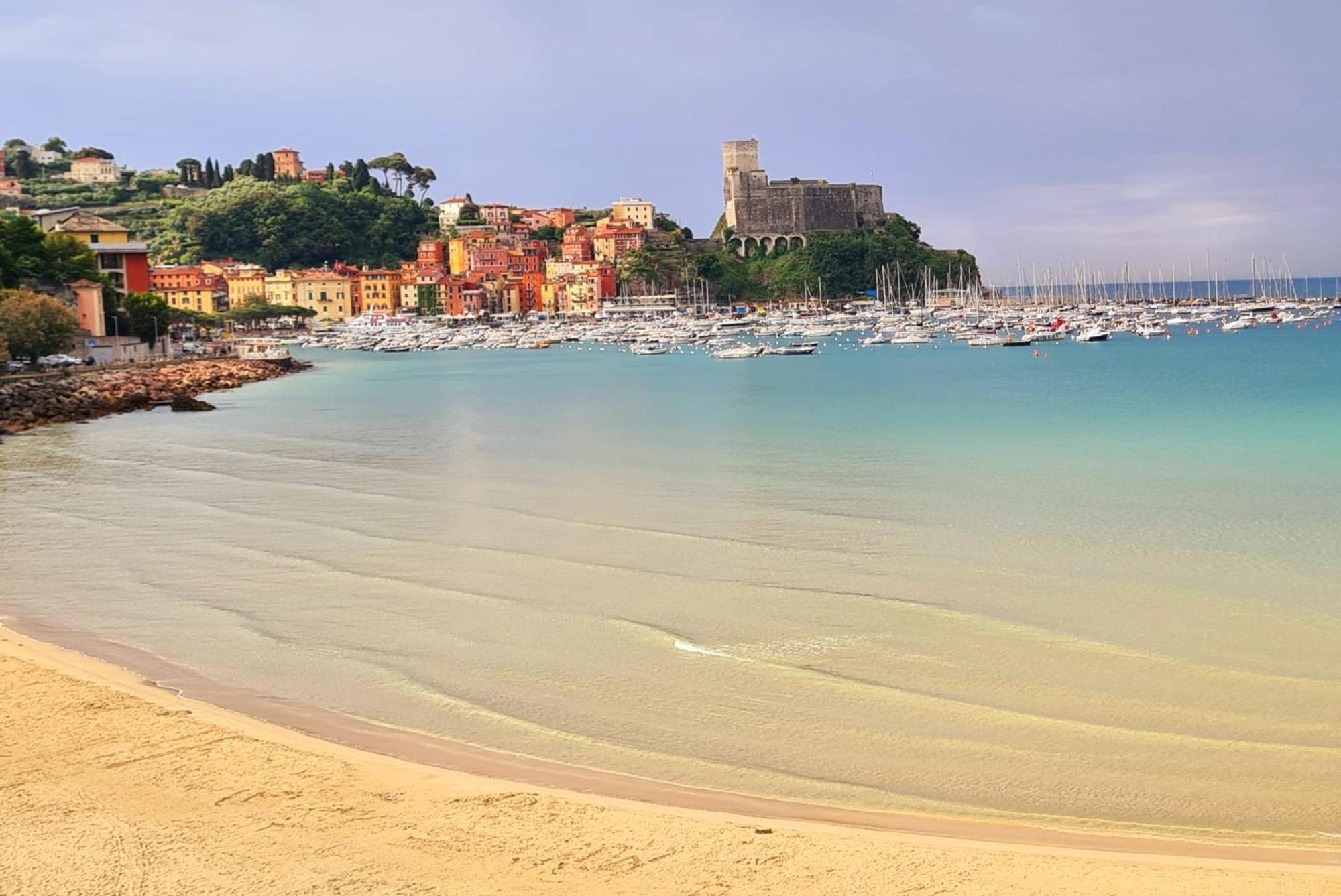La Casa Del Pittore Anna House Lerici Rom bilde